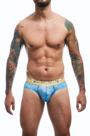 Comfortable underwear with colorful patterns, minimal coverage, and a supportive U-pouch. Designed with super elastic fabric that wicks away moisture, ensuring coolness and dryness. Ideal for daily wear due to its softness and vibrant design.